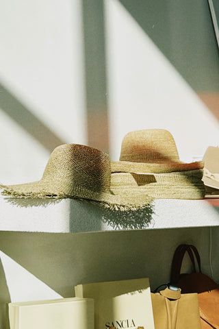 Augustine hat co. + Lack of color